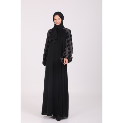 عباية ريجلان منقوشة عباية ريجلان منقوشة