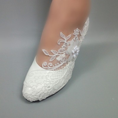 أحذية الزفاف المرأة Leatherette Stiletto كعب أغلقت مضخات إصبع القدم مع الديكور أحذية الزفاف المرأة Leatherette Stiletto كعب أغلقت مضخات إصبع القدم مع الديكور