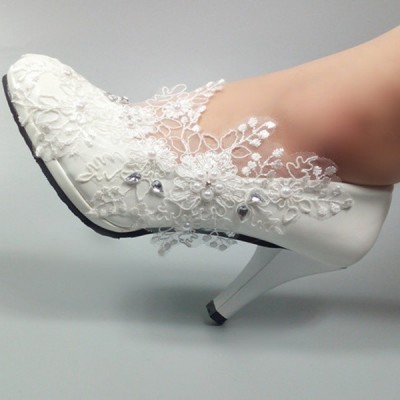 أحذية الزفاف المرأة Leatherette Stiletto كعب مغلقة مع الديكور الخياطة الدانتيل أحذية الزفاف المرأة Leatherette Stiletto كعب مغلقة مع الديكور الخياطة الدانتيل