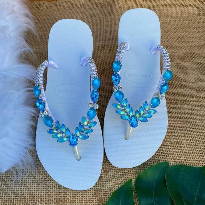 شحاطة (شبشب) نسائي ازرق فاتح مزين باحجاررائعة شحاطة (شبشب) نسائي ازرق فاتح مزين باحجاررائعة