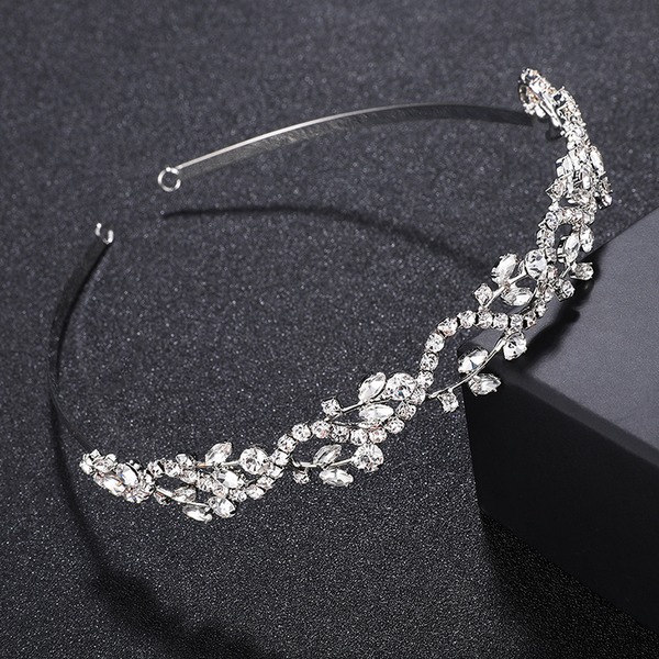 Wedding Accessories Stylish Alloy Crowns / Headbands 