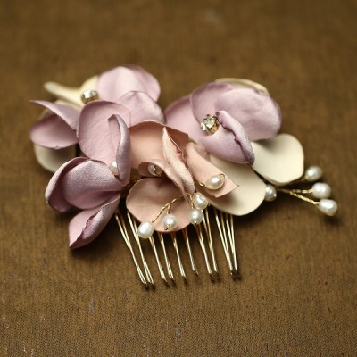 Wedding Accessories Classic Tissue Combs & Barrettes Wedding Accessories Classic Tissue Combs & Barrettes